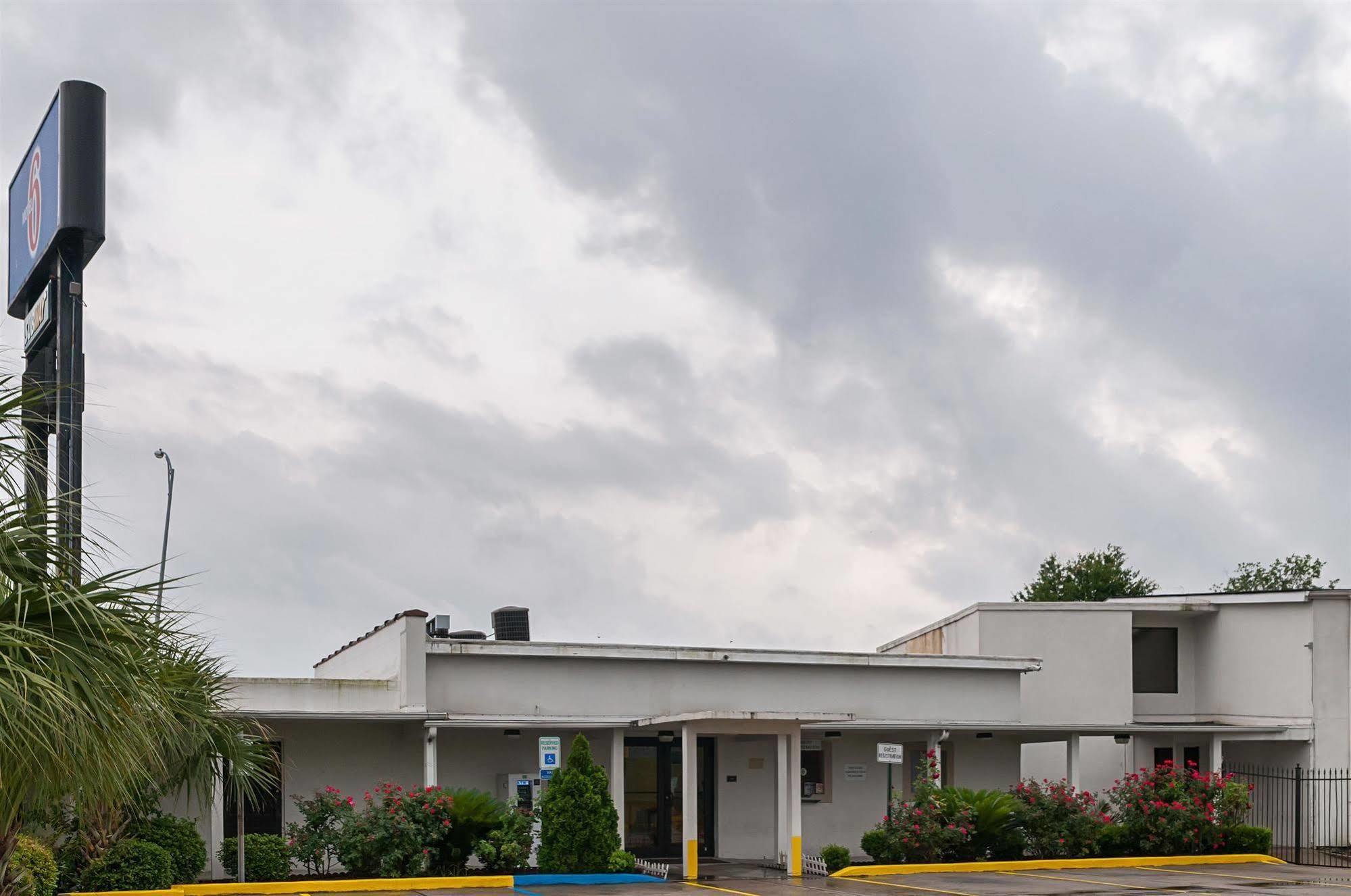 Motel 6-New Orleans, La - Near Downtown Zewnętrze zdjęcie